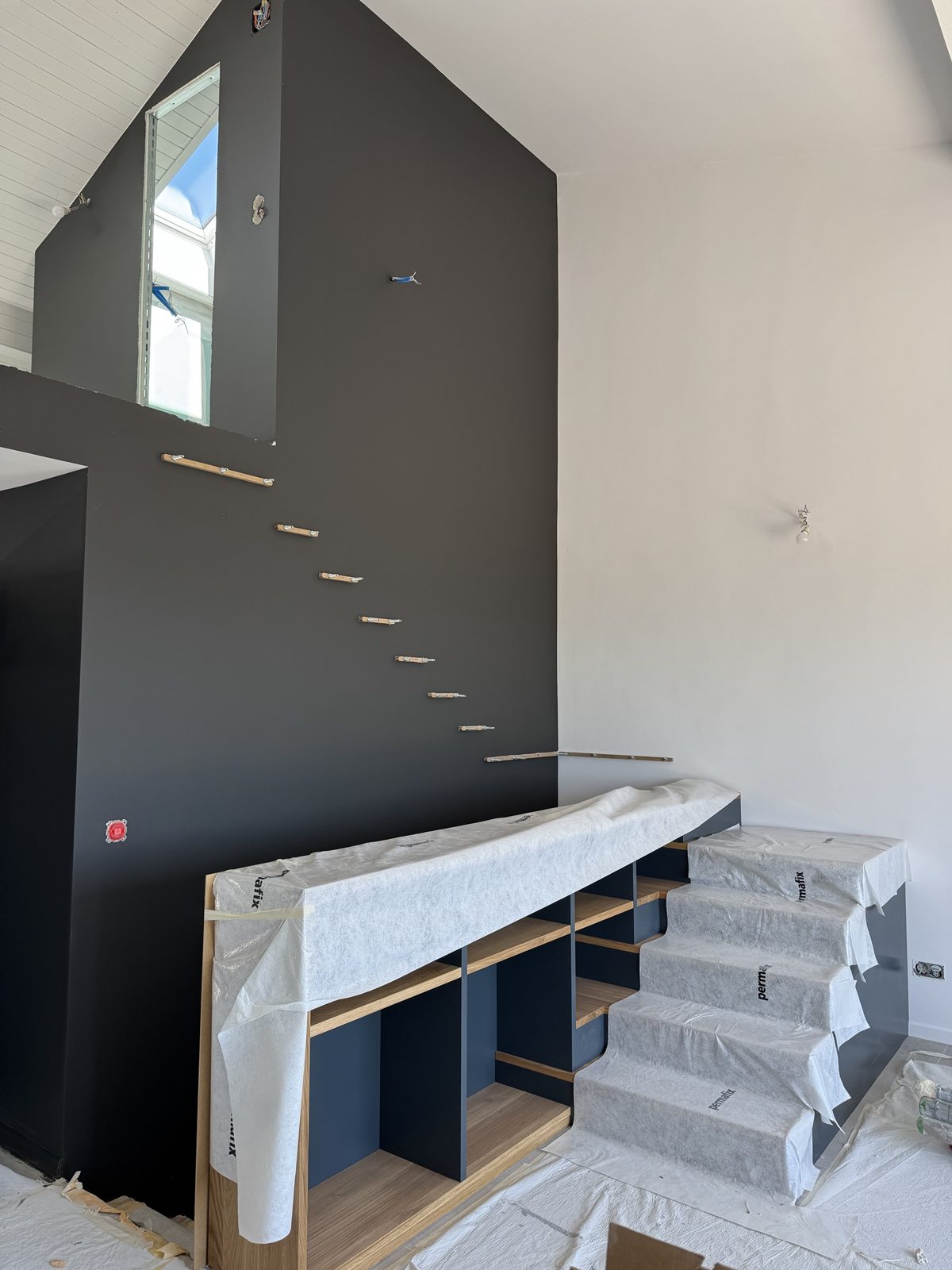 Mur anthracite