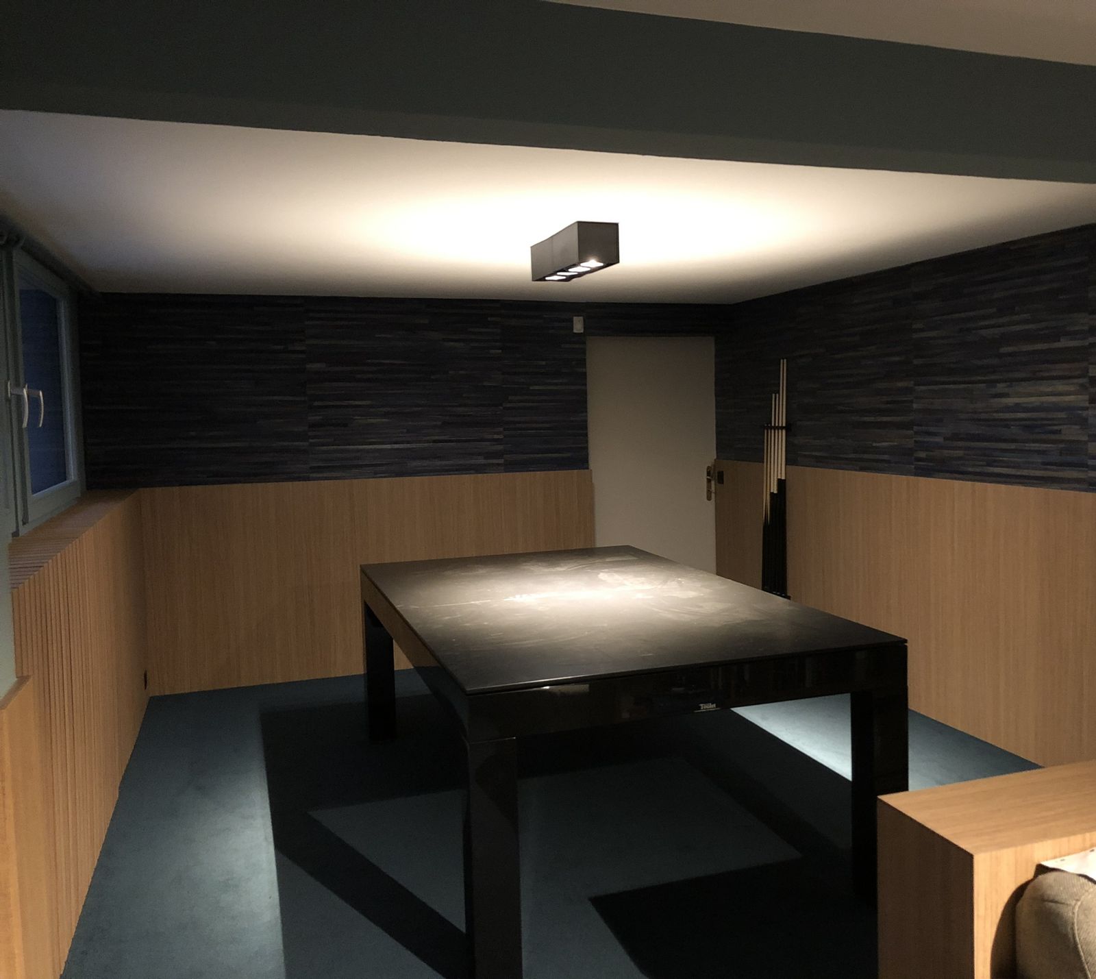 Revêtement effet bois bleu